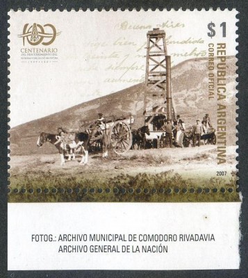 Sello Centenario Descub del Petroleo.jpg