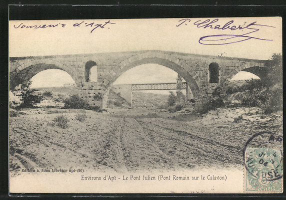 Le-Pont-Julien 4946769.jpg